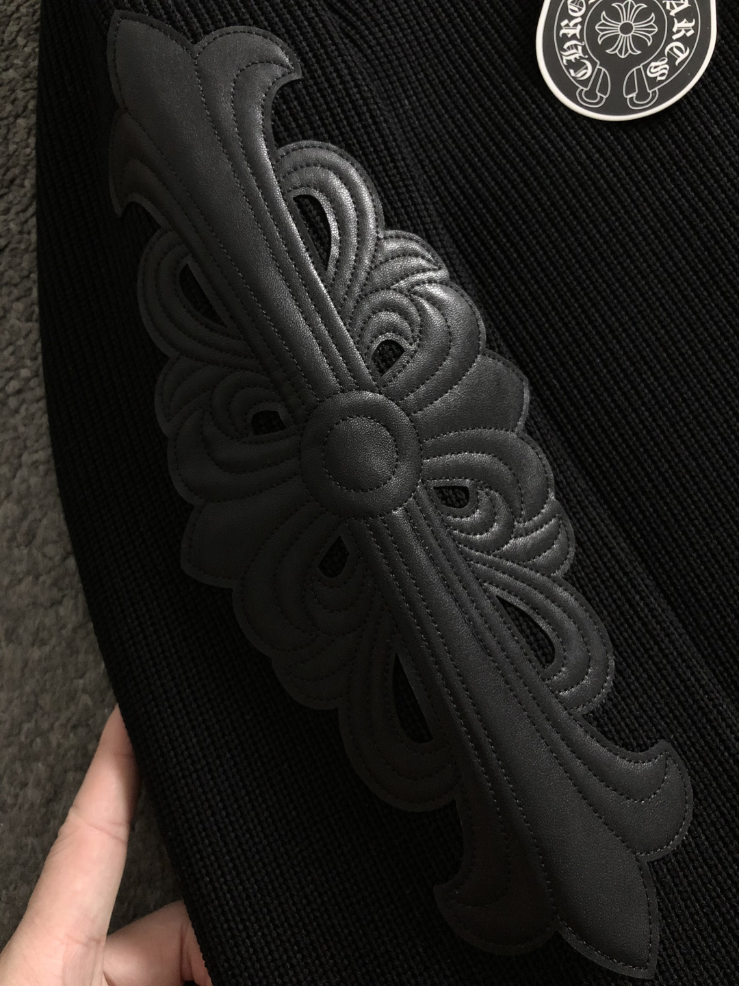 Ch**尺码M-xxxl 属性 2026秋冬卫衣长袖 成分 A料 60.6%涤纶   16.9再生纤维素纤维。16.9%