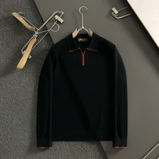 Loro piana*尺码M-xxxl 属性 2026秋冬羊毛衫 成分 羊毛衫 工艺 以老钱风剪刀领撞色翻领针为视觉主调 Loro piana*尺码M-xxxl 属性 2026秋冬羊毛衫 成分 羊毛衫 工艺 以老钱风剪刀领撞色翻领针为视觉主调