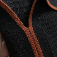 Loro piana*尺码M-xxxl 属性 2026秋冬羊毛衫 成分 羊毛衫 工艺 以老钱风剪刀领撞色翻领针为视觉主调 Loro piana*尺码M-xxxl 属性 2026秋冬羊毛衫 成分 羊毛衫 工艺 以老钱风剪刀领撞色翻领针为视觉主调