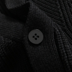 Mon*尺码S-xl(少量xxl) 属性 2026秋冬羊毛衫 成分 羊毛衫 工艺 以黑色皮标融合粗针纽扣开衫内里可多样性 Mon*尺码S-xl(少量xxl) 属性 2026秋冬羊毛衫 成分 羊毛衫 工艺 以黑色皮标融合粗针纽扣开衫内里可多样性