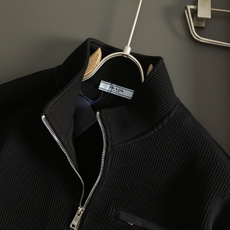 PRAD*尺码M-xxxl 属性 2026秋冬卫衣长袖 成分 A料 60.6%涤纶 16.9再生纤维素纤维。16.9 PRAD*尺码M-xxxl 属性 2026秋冬卫衣长袖 成分 A料 60.6%涤纶 16.9再生纤维素纤维。16.9