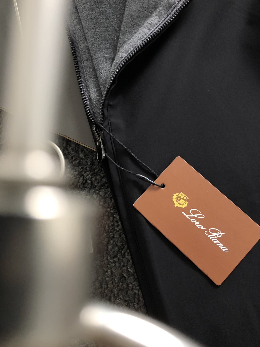 ZEG*尺码M-xxxl 属性 2026秋冬双面马甲 成分 双面马甲 工艺 以纯色百搭内外双面撞色马甲经典五金拉链融合后 ZEG*尺码M-xxxl 属性 2026秋冬双面马甲 成分 双面马甲 工艺 以纯色百搭内外双面撞色马甲经典五金拉链融合后