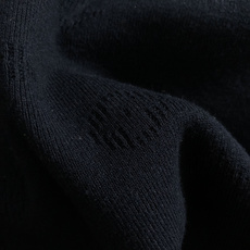 L牌*尺码M-xxxxl 属性 2026秋冬针织衫 成分 针织品 轻奢男士圆领针织短袖,纯净米白底色,上身干净通透。领口 L牌*尺码M-xxxxl 属性 2026秋冬针织衫 成分 针织品 轻奢男士圆领针织短袖,纯净米白底色,上身干净通透。领口