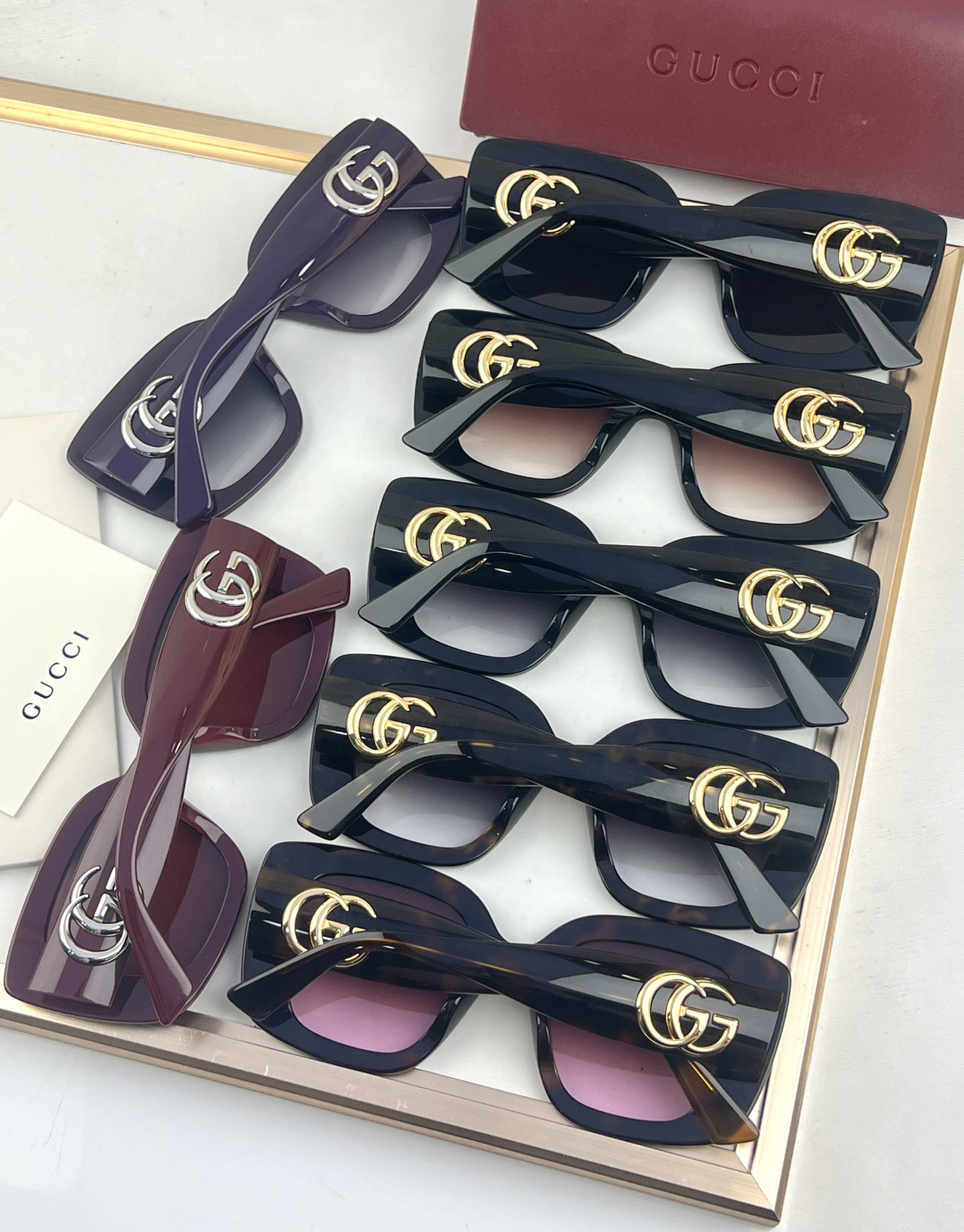 Gucci 𝐆𝐔𝐂𝐂𝐈