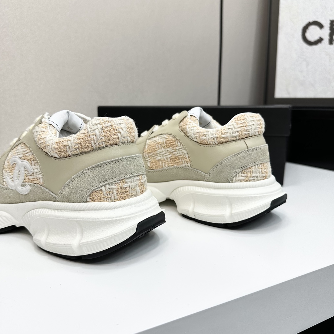 Chanel Women's Beige Tweed CC Logo Lace Up Sneakers Fashionable Design Shoes 8 cmp i1740162399824 5896 0 6