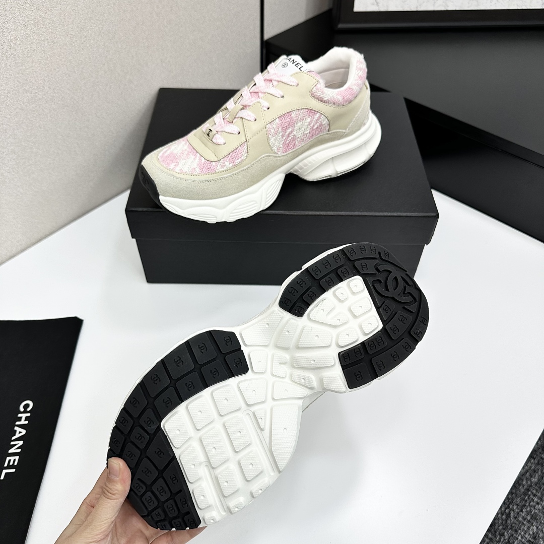 Chanel Women's Multicolor Leather & Fabric CC Logo Chunky Sole Sneakers 6 cmp i1740162410107 3041 0 3