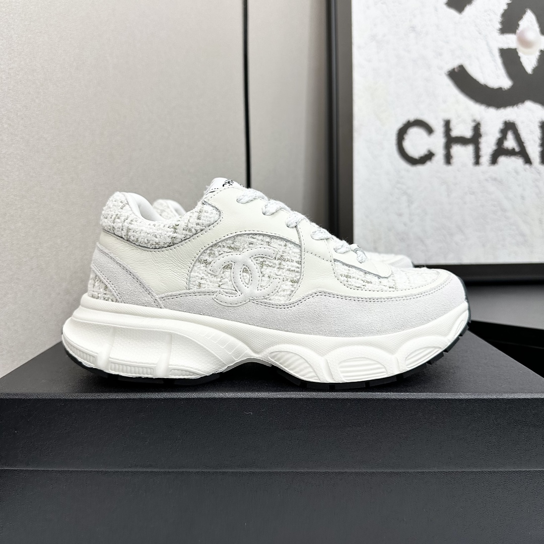 Chanel Women's Sneakers White Leather and Fabric Dad Shoes Chunky Sole 3 cmp i1740162420333 1399 0 0
