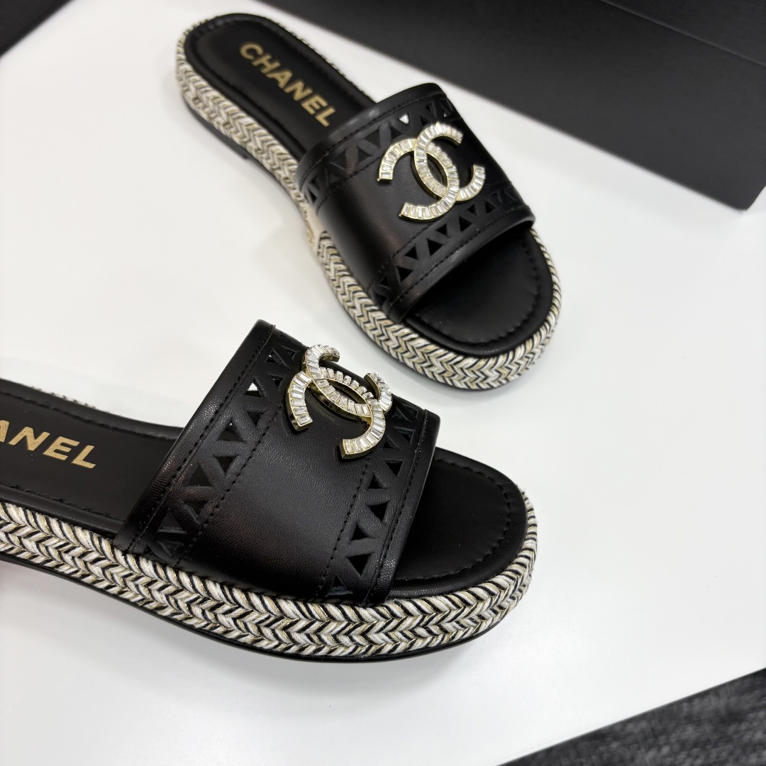 Chanel Women's Leather Espadrille Sandals, Black with Crystal CC Logo 10 cmp i1742588358638 4236 0 8