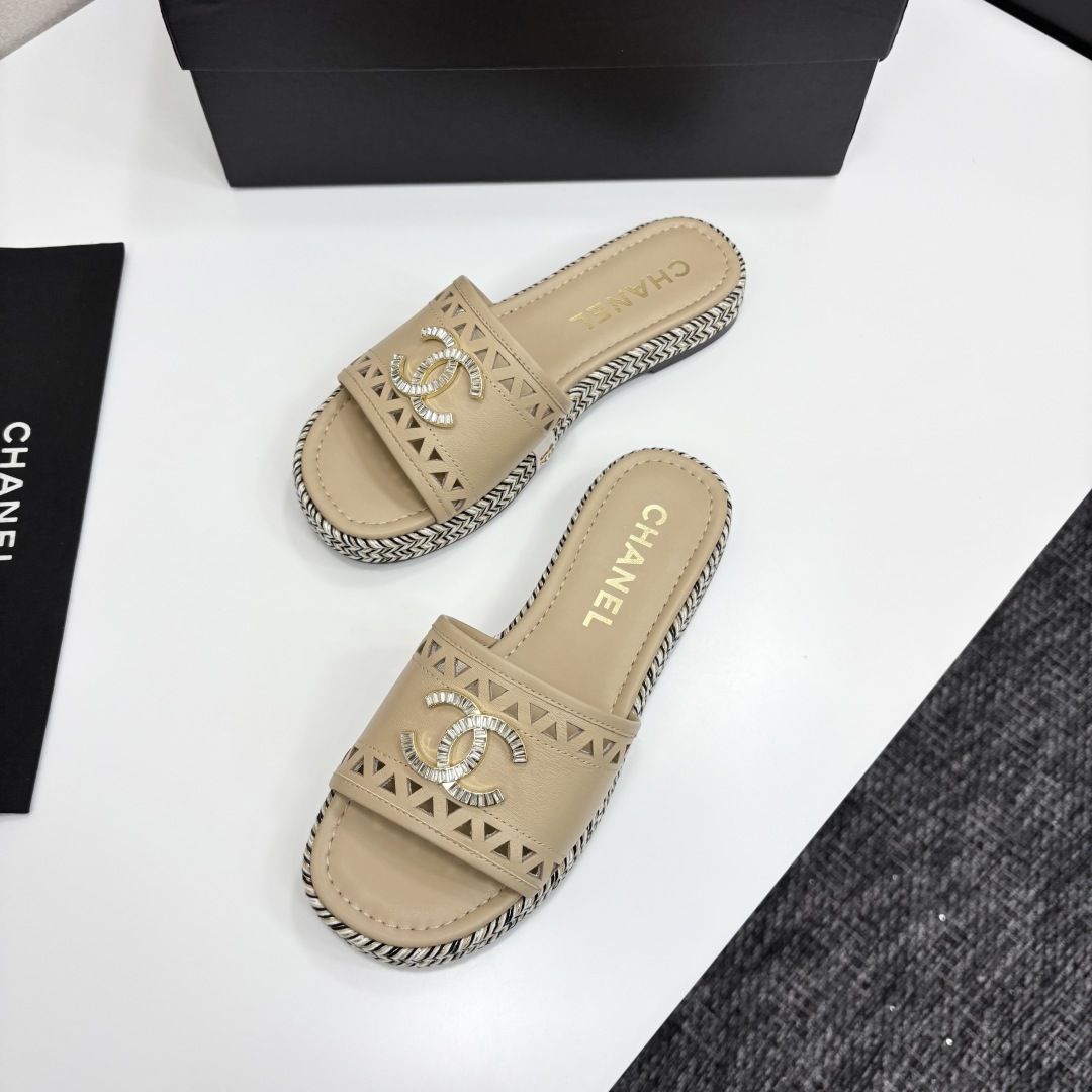 Chanel Women's Leather Espadrille Sandals Slides, Beige 7 cmp i1742588373950 9308 0 5