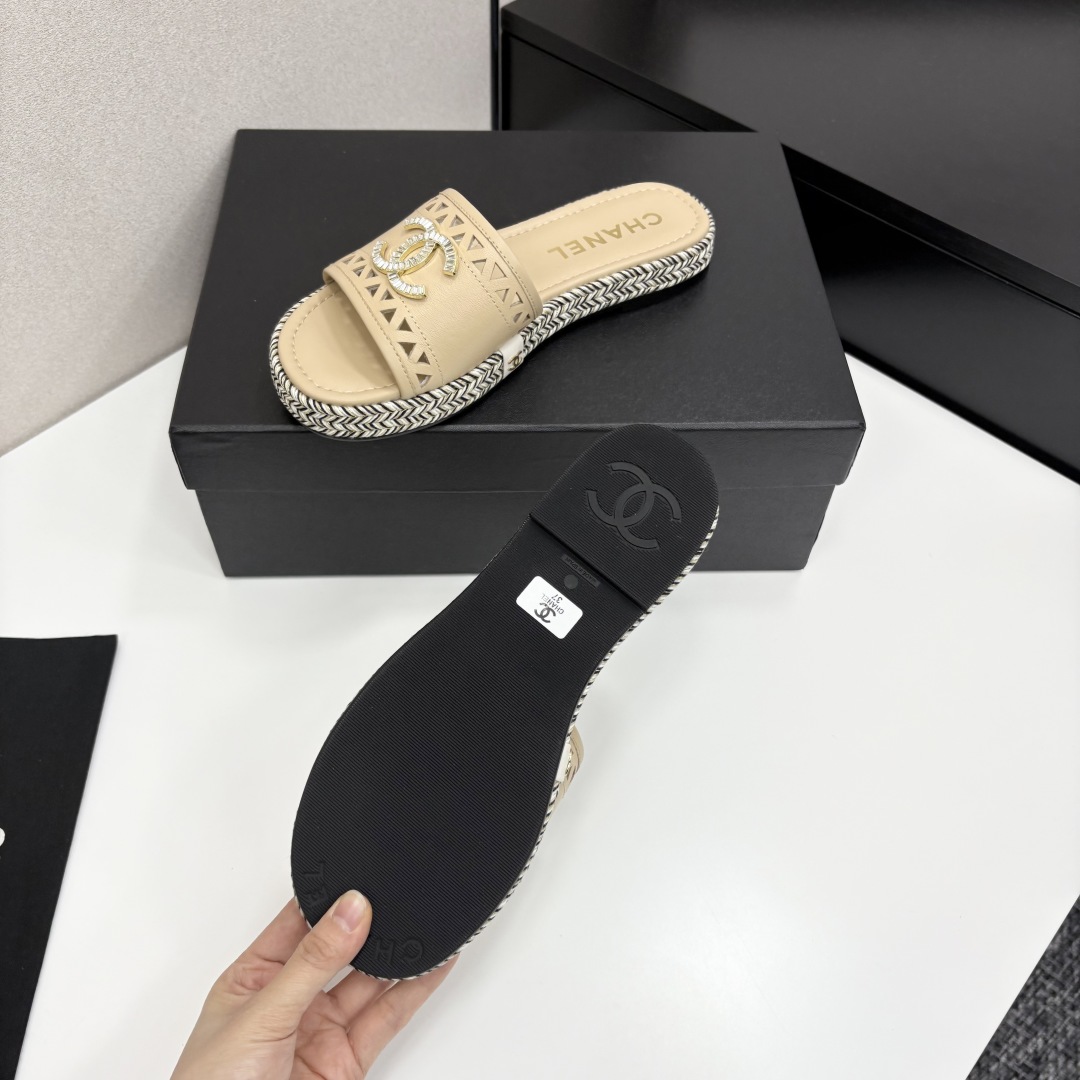 Chanel Women's Leather Espadrille Sandals Slides, Beige 6 cmp i1742588374524 1834 0 4