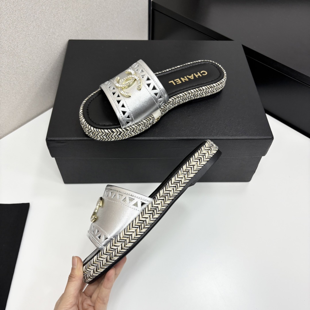Chanel Women's Silver Leather Espadrille Sandals With Crystal Logo 5 cmp i1742588400521 2847 0 3