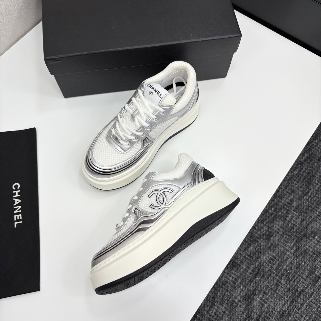 Chanel Women's Silver Leather and Mesh CC Logo Platform Sneakers 7 cmp i1745362154485 6118 0 5