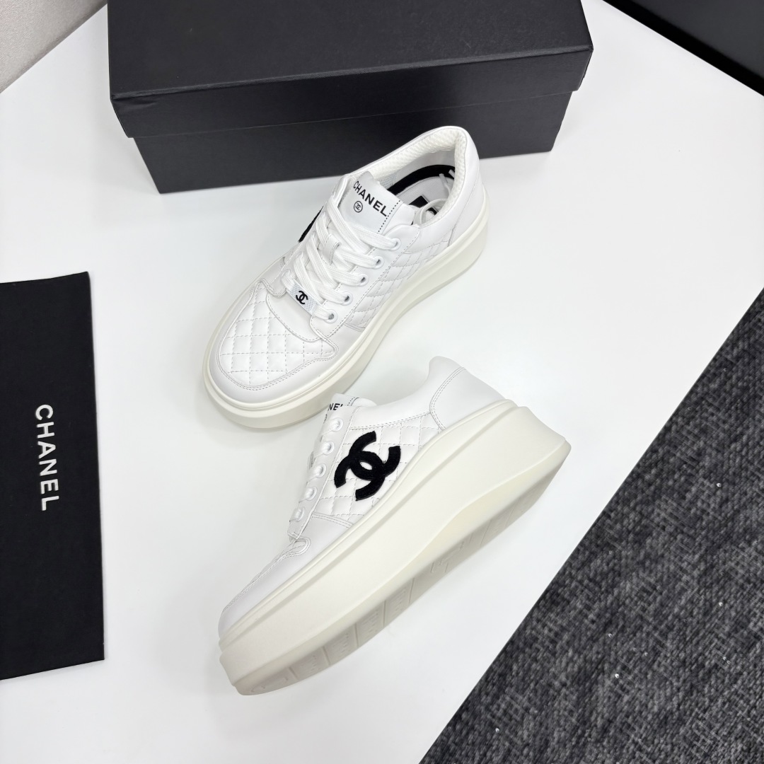 Chanel Women's White Leather Platform Sneakers Classic Design Size 35-40 7 cmp i1745405022618 1829 0 5