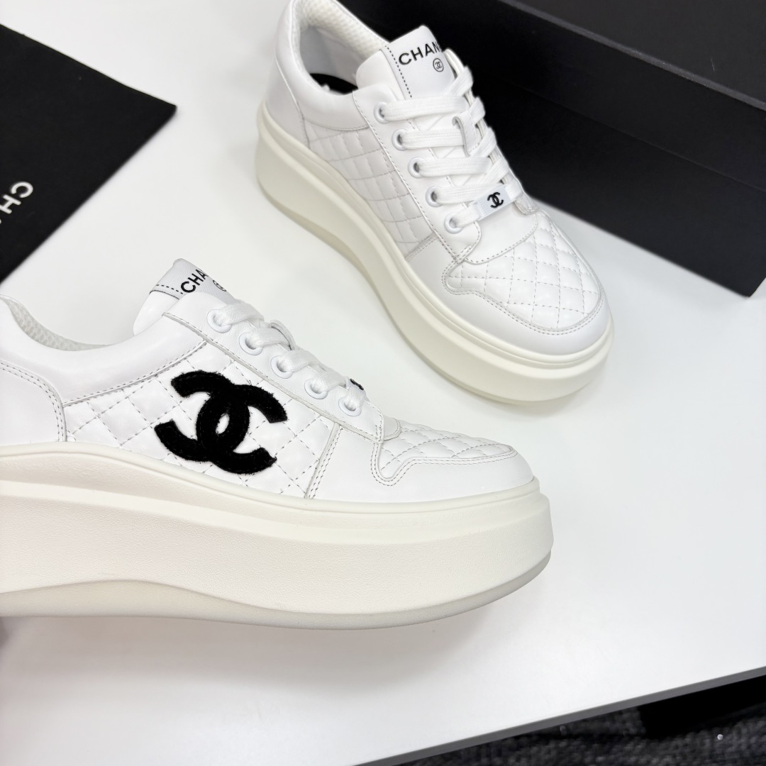 Chanel Women's White Leather Platform Sneakers Classic Design Size 35-40 10 cmp i1745405022620 645 0 8