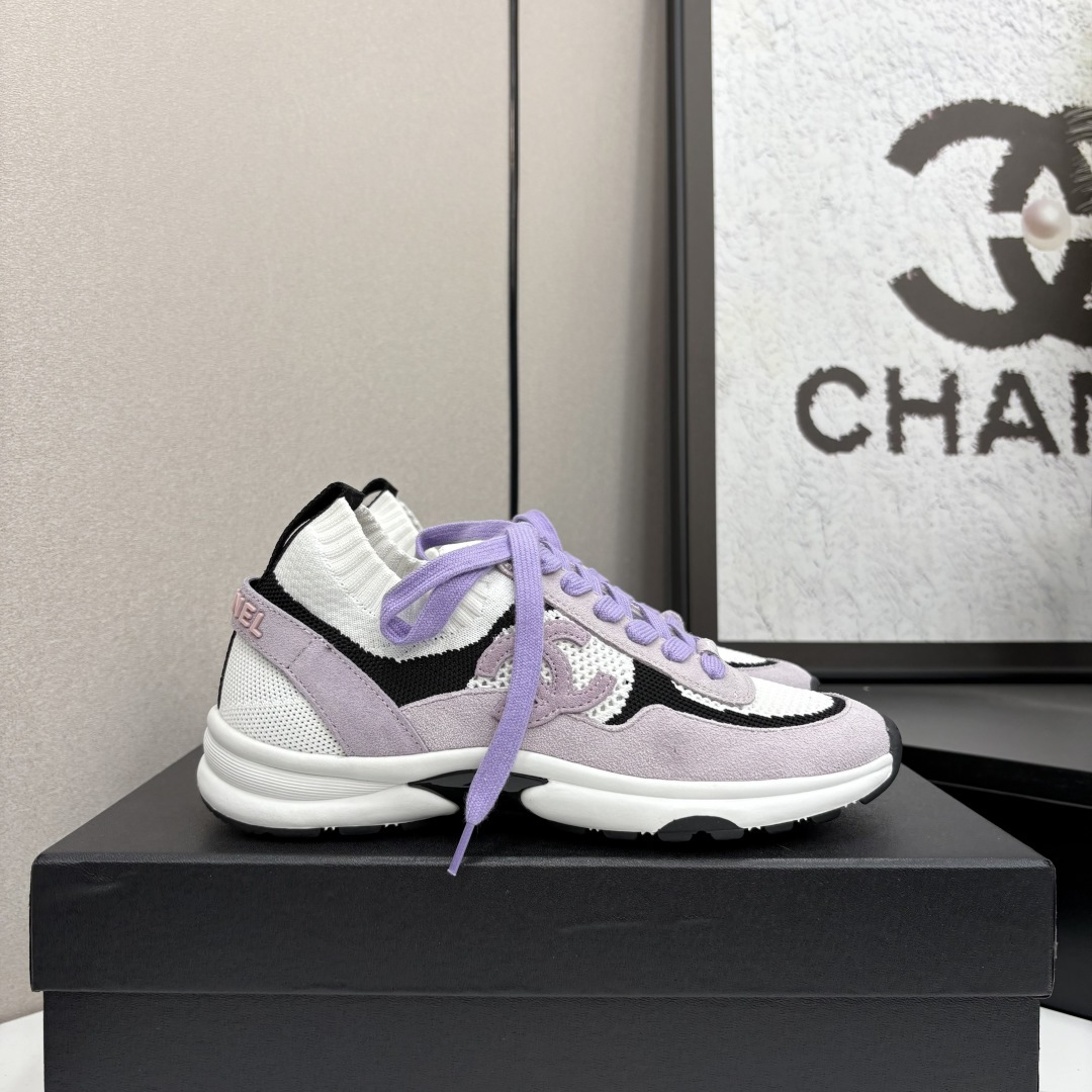 NO:260711,Top version 35-40 (41/42 custom made without return) Xiaoxiang C home SS early spring new pink checkered wool green wool spliced ​​casual sneakers Chan*l classic style has played new tricks. The new season's casual shoes are all very good in color and have a spring flavor. If you say the hottest, the best match will definitely be wool cloth. The most comfortable shoes in Xiaoxiang, you must highly recommend this sneaker. The sole is light and comfortable. You can run and jump. Suede spliced ​​wool/electric embroidered plaid cloth. Sole open-mold comfortable rubber combination sole, casual shoes/sports shoes, chanel, chanel, sneakers, chamois leather19860909顶级版本 35-40 (41/42定做不退换) 小香C家SS早春新款粉色方格毛呢绿色毛呢拼接休闲运动鞋 Chan*l经典款又玩出了新花样 新一季的休闲鞋配色都很好看 非常有春天的味道 要说最火 最好搭配 那一定毛呢子布 小香中最最舒适的鞋子,那一定强烈推荐此款运动鞋 鞋底轻便舒适 跑跳皆可 鞋面麂皮拼接毛呢/电绣格子布 鞋底开模舒适橡胶组合底,休闲鞋/运动鞋,chanel,chanel,sneakers,chamois leather,Women's Shoes