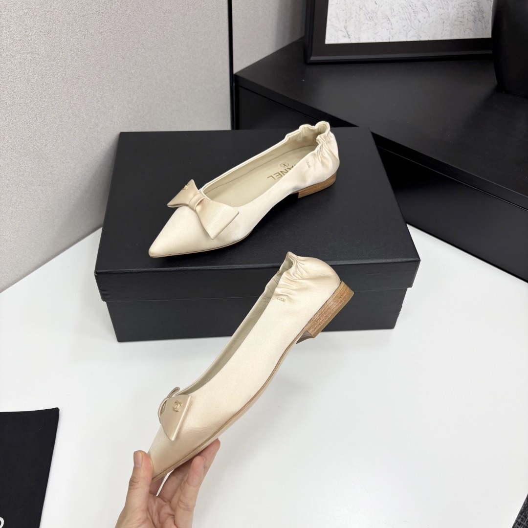 CHANEL香奈儿芭蕾平底鞋 - 時尚と快適の完璧な融合