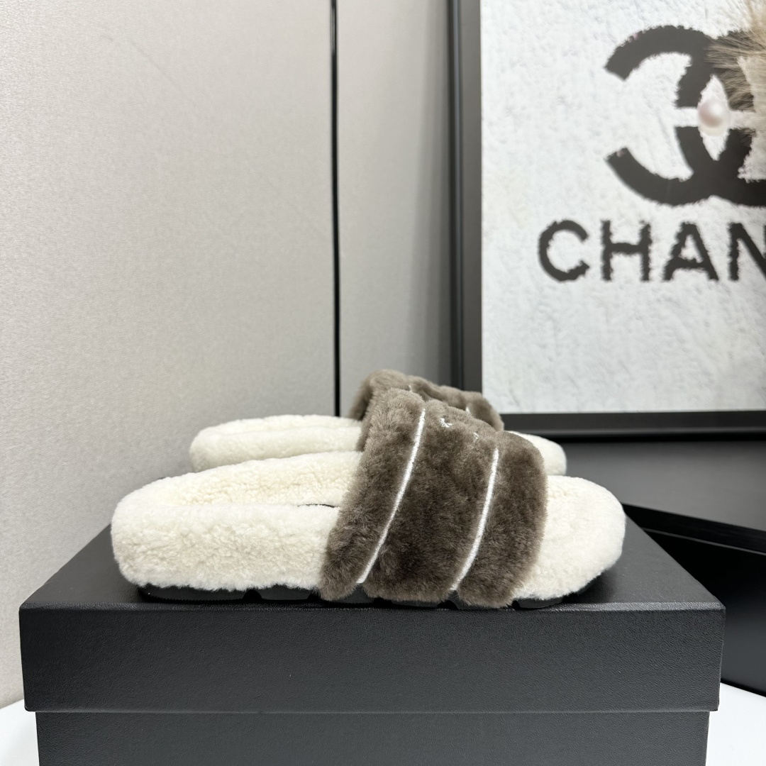 NO:592979,2025sss official website and Xiaohongshu synchronize the latest color matching Xiaoxiangjia’s popular models are hotly launched, with upgraded workmanship and high quality!   The latest fashionable fur slippers, super versatile and warm soles for the feet, the heroines' favorite [Fireworks] [Fireworks] rubber outsole 5 sizes 35-41, [Note 40+41 custom-made], fur shoes and slippers, chanel, slippers198609092025sss官网、小红书同步最新配色小香家爆款火热上线,做工升级版,高品质！  时尚潮流最新款毛毛拖,上脚超百搭暖底,女主们的最爱[烟花][烟花] 橡胶大底 5码数35-41码,【注40+41订做】,毛毛鞋拖鞋,chanel,slippers,Women's Shoes