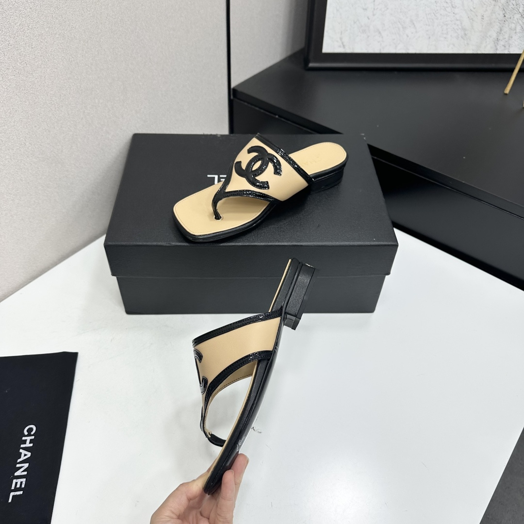 Chanel Beige CC Thong Slide Sandals