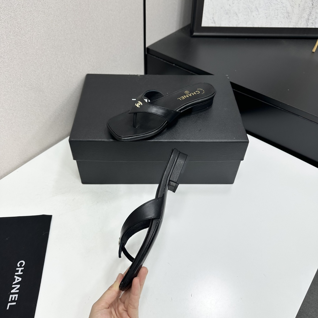 Chanel Black CC Thong Slide Sandals