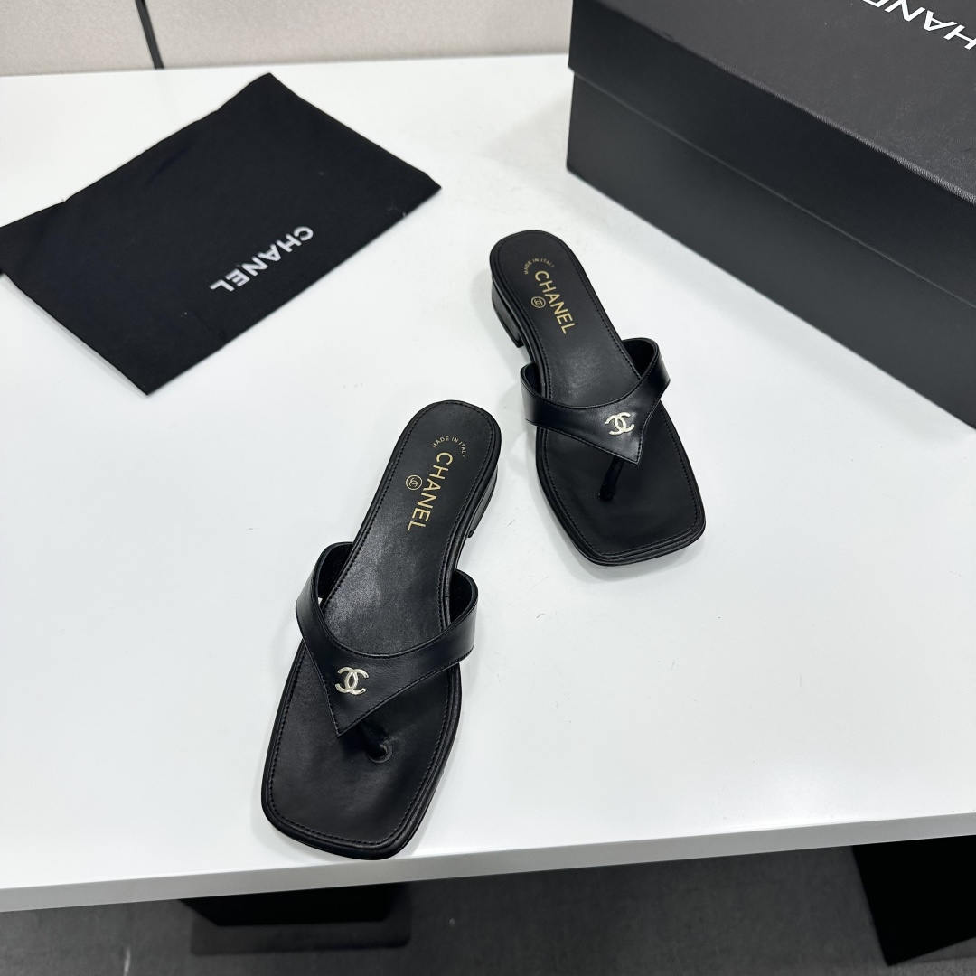 Chanel Black CC Thong Slide Sandals