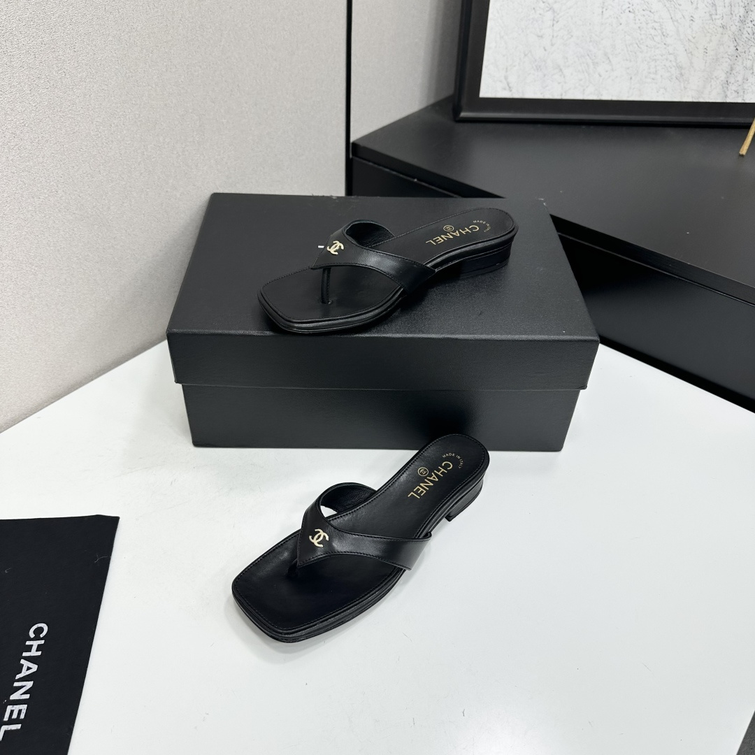 Chanel Black CC Thong Slide Sandals