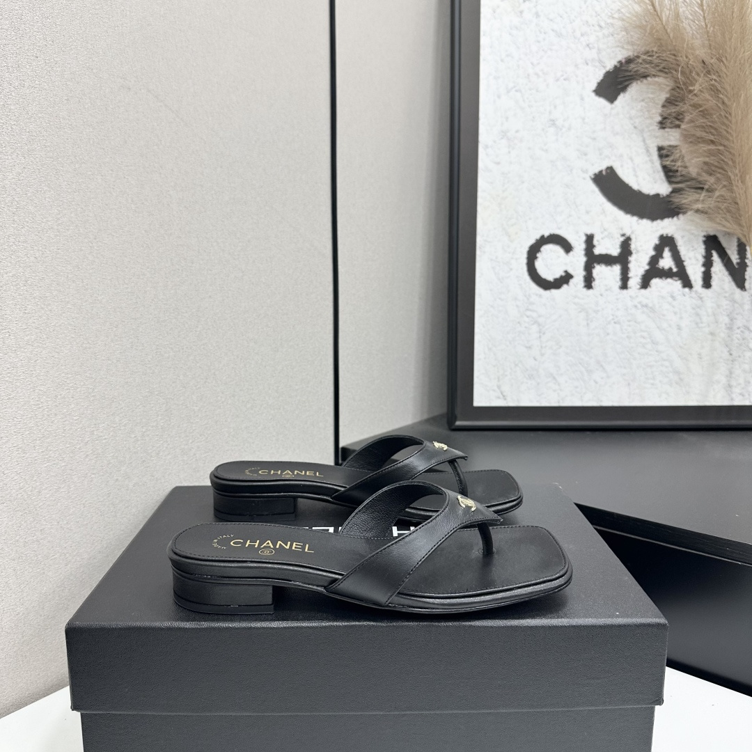 Chanel Black CC Thong Slide Sandals