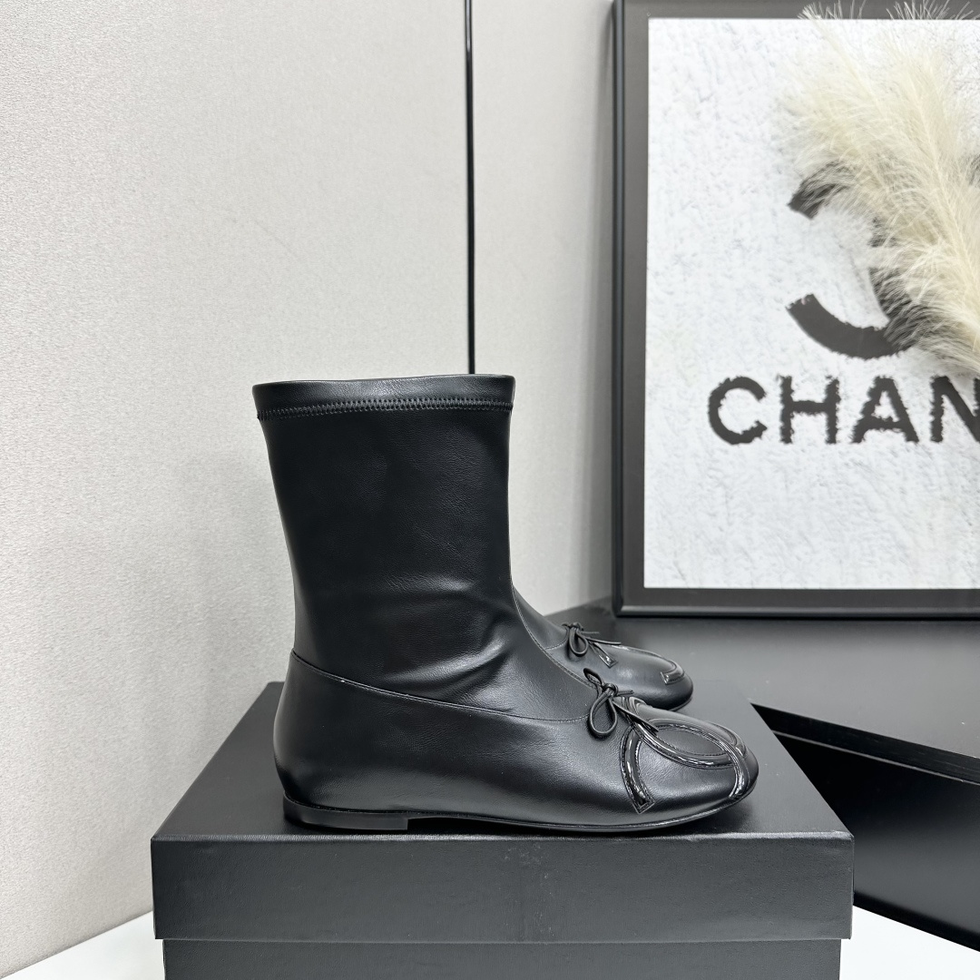 Black Ankle Boots