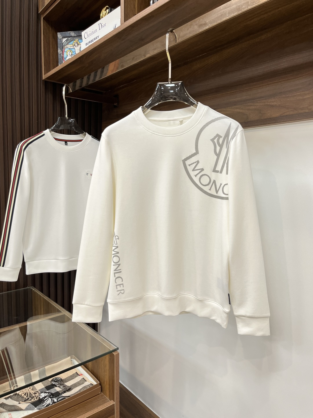 MONCLER Men's Casual Fashion Sweatshirt: Cozy, Stylish, and Breathable