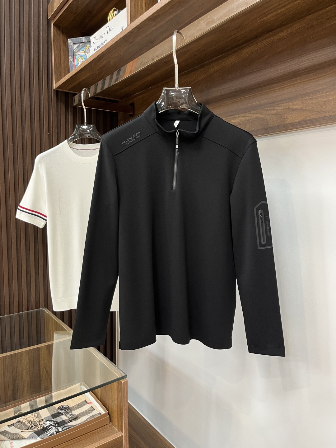 T-shirt à Manches Longues et Col Montant Noir pour Hommes, Collection Automne/Hiver