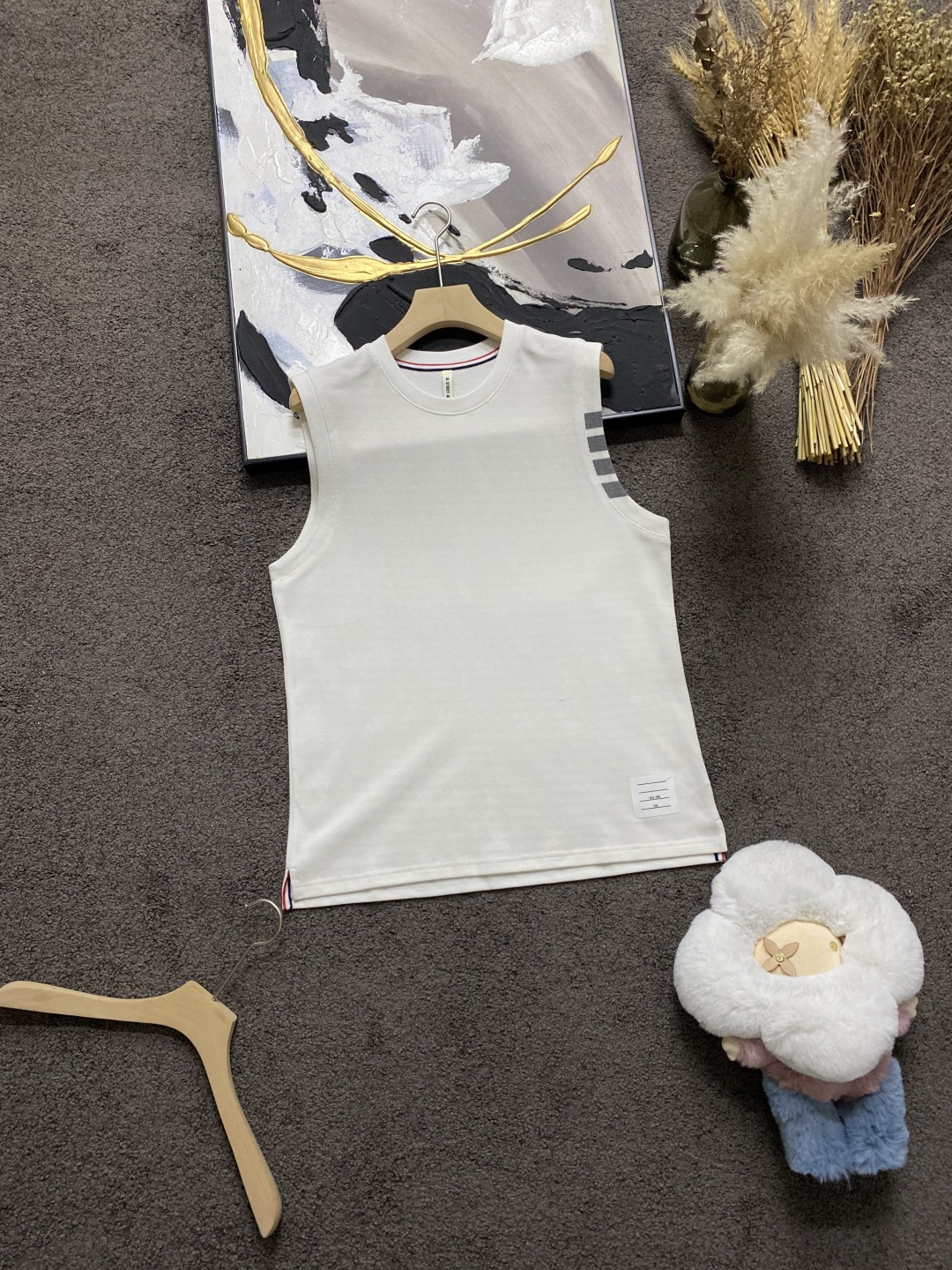 NO:506832,Street Spring and Summer/SS Latest TB Jacquard Four-Stripe Classic Beaded Vest Customized Original Beautiful Percent Cotton Jacquard Four-Stripe Fabric, Classic Tank Vest Styling, Decorated with the iconic wash mark on the lower left foot, Back collar Grosgrain three-color logo decoration, Classic and simple Beautiful M~3XL, alexander wang19860909街 春夏/SS 最新TB 提花四条纹经典珠地背心 定制原原级米白百分棉提花四条纹面料,经典坦克背心版型,左下脚装饰标志性洗水标,后领罗缎三色标饰,经典简洁 米白M～3XL,,alexander wang,Men's clothing