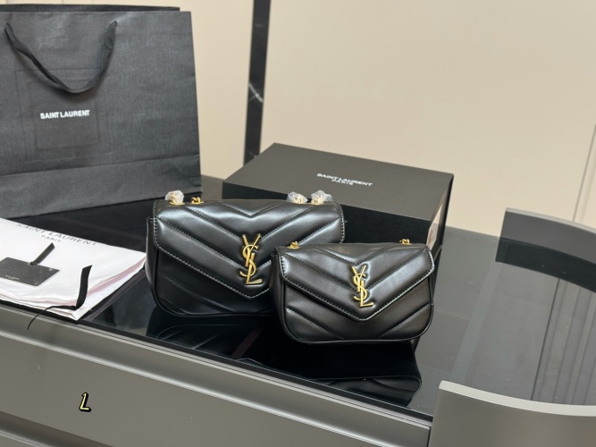 Yves Saint Laurent LOULOU PUFFERY Black Gold Cloud Bag, Size 24cm/19cm 1 Yves Saint Laurent LOULOU PUFFERY Black Gold Cloud Bag, Size 24cm/19cm