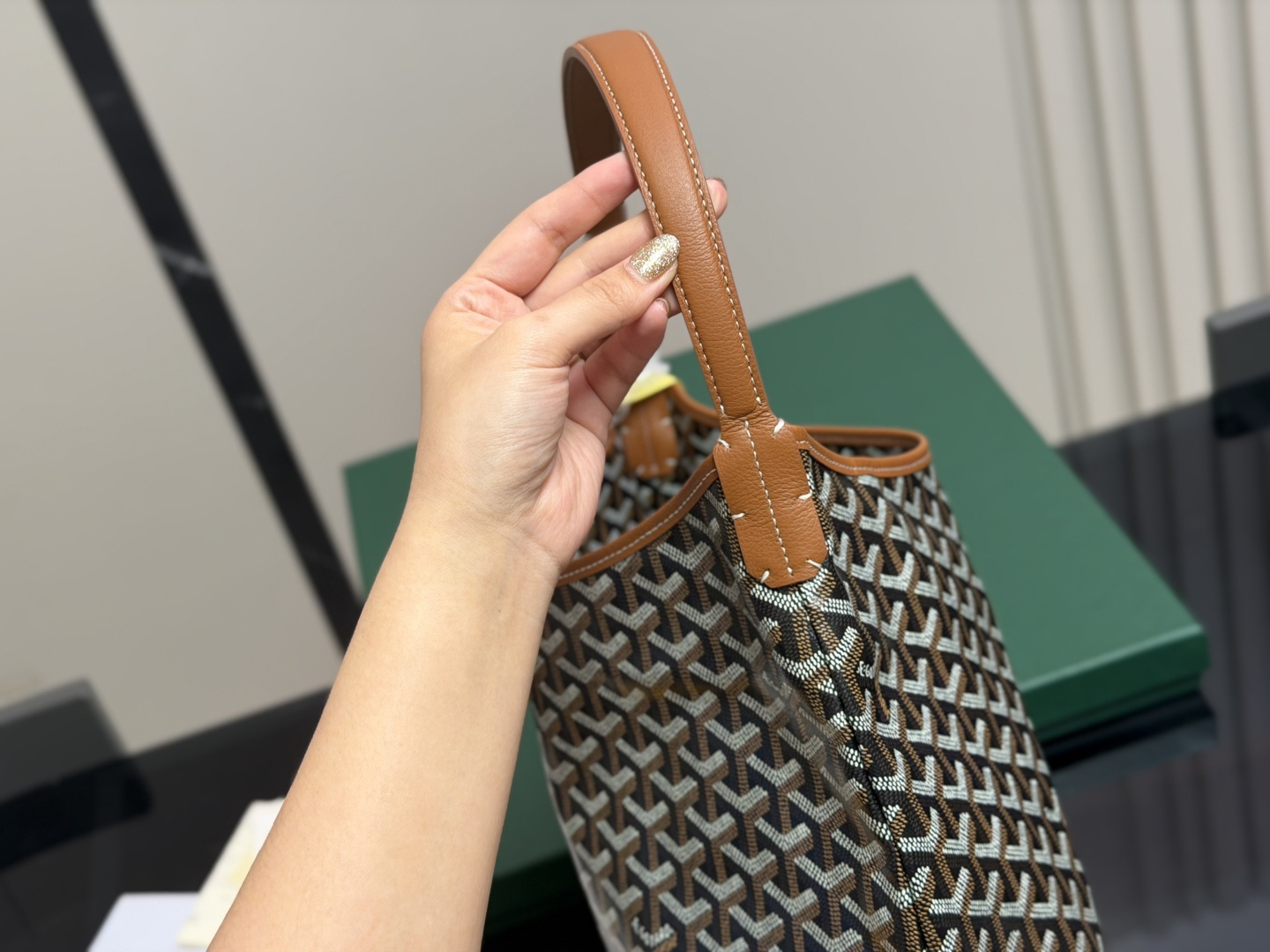 Goyard bag size 32*25cm — photo 7