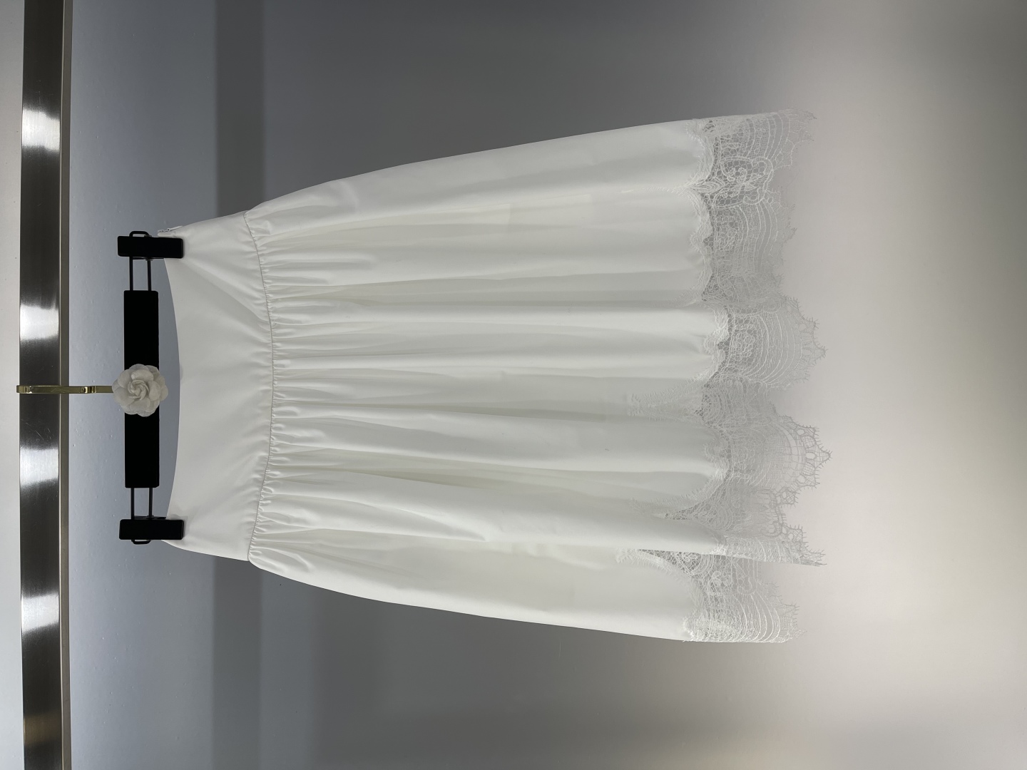 High Quality Women’s Clothes: 2025 Fashion Trends for Small Crowds