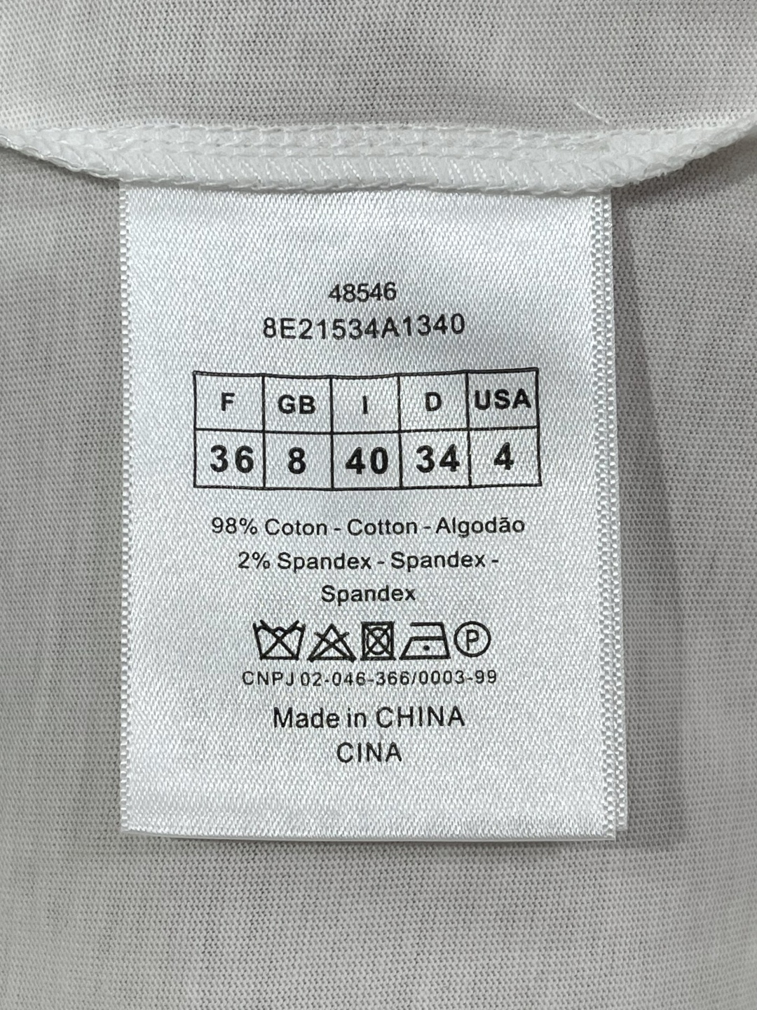 “Exclusive First-Order Quality Butterfly Logo Stamp T-shirt with Artistic Fragrance” - 图片 8