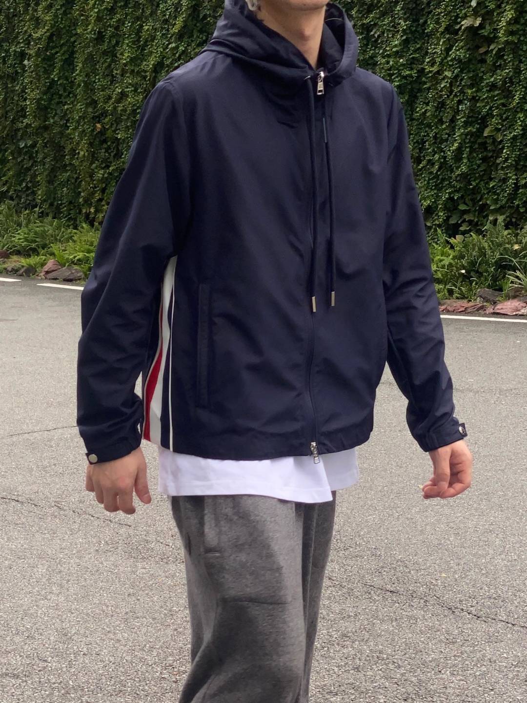 Moncl 春季新款 陆续上新 

不用犹豫品质 、 穿正的闭眼入 
Moncler/蒙口 男士系列 织