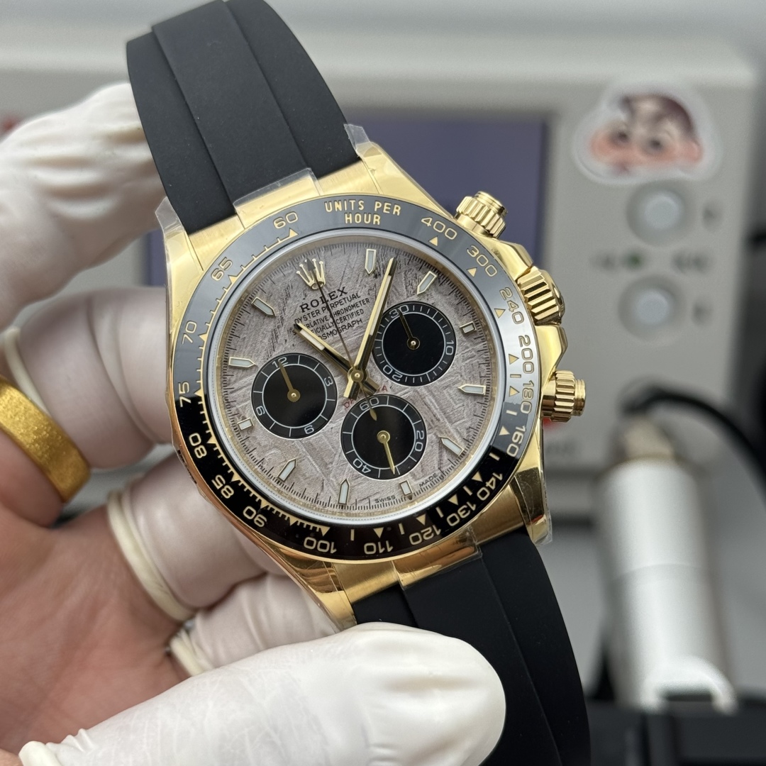 『N+ Factory迪通拿』V2，约155克配重版陨石面，一体4131机。