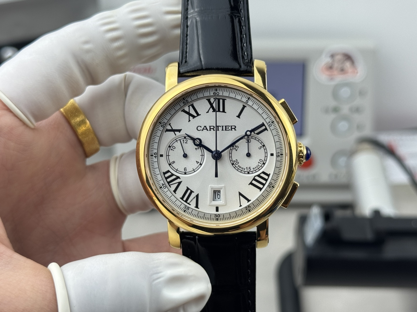 NO:586127,Cartier's new product vsro0002 uses Dandong movement, the function is exactly the same as the original version, with timing function, 316 stainless steel, Italian calfskin (zero fault), cartier, cowhide19860909卡地亚新品vsro0002 采用丹东机芯,功能与原版完全一致,具有计时功能,316精钢,意大利小牛皮（零故障）,,cartier,cowhide,Watch