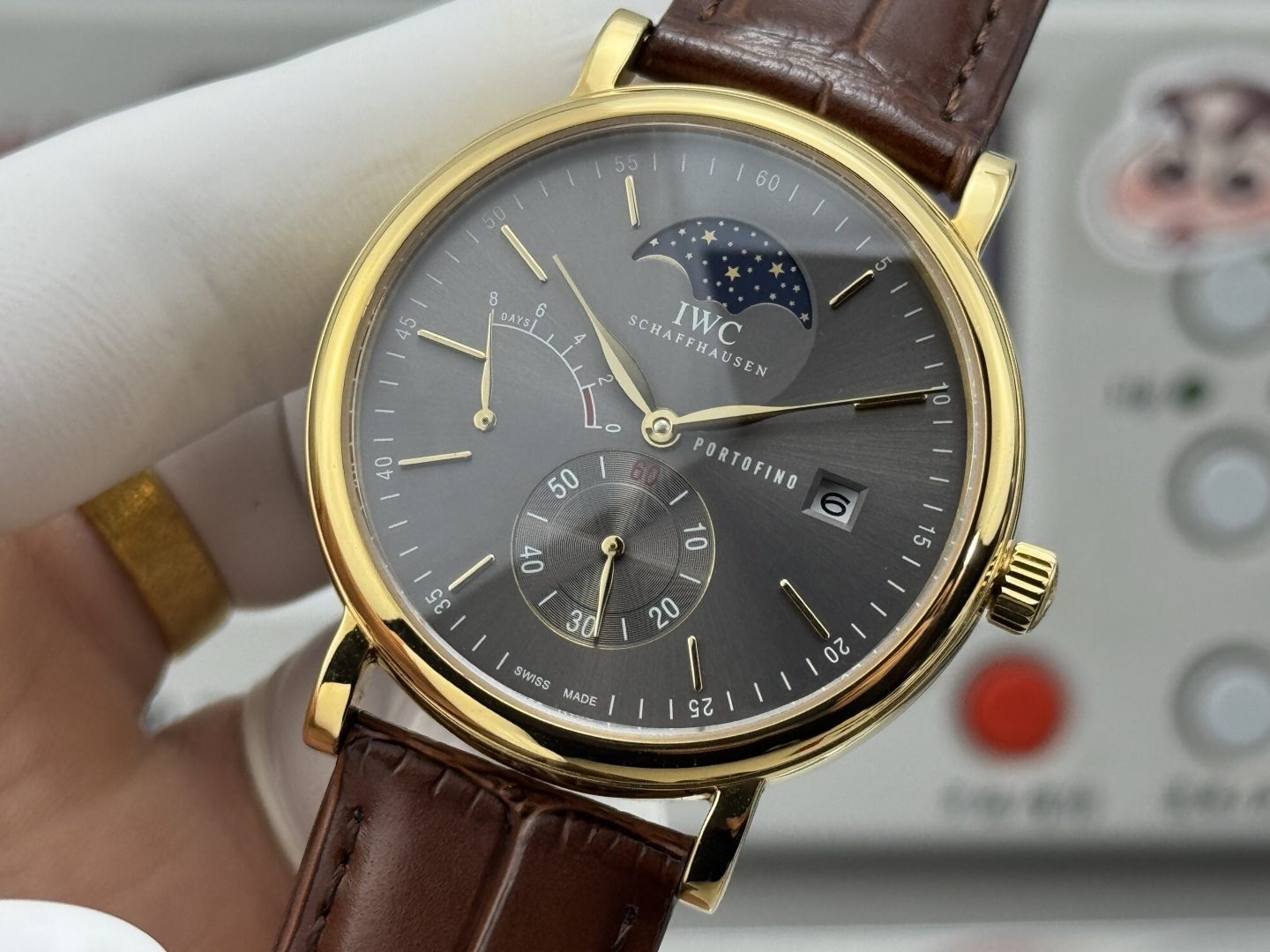 IWC Portofino Hand-Wound Day & Date gold case, brown dial, brown leather strap 45mm Men's Manual-wind