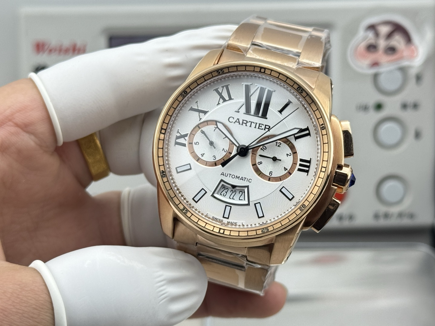 Cartier 卡地亚卡历博系列 进口9100机芯 卡地亚标志陀片 具备月份 星期 日期等各种实用功能显示