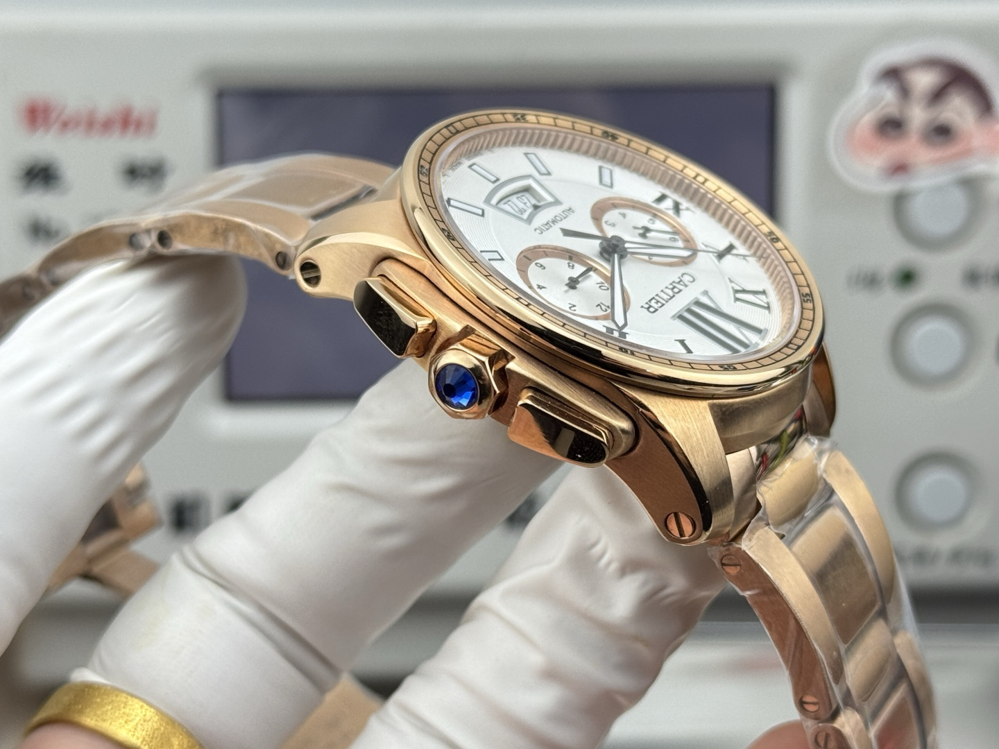 Cartier 卡地亚卡历博系列 进口9100机芯 卡地亚标志陀片 具备月份 星期 日期等各种实用功能显示