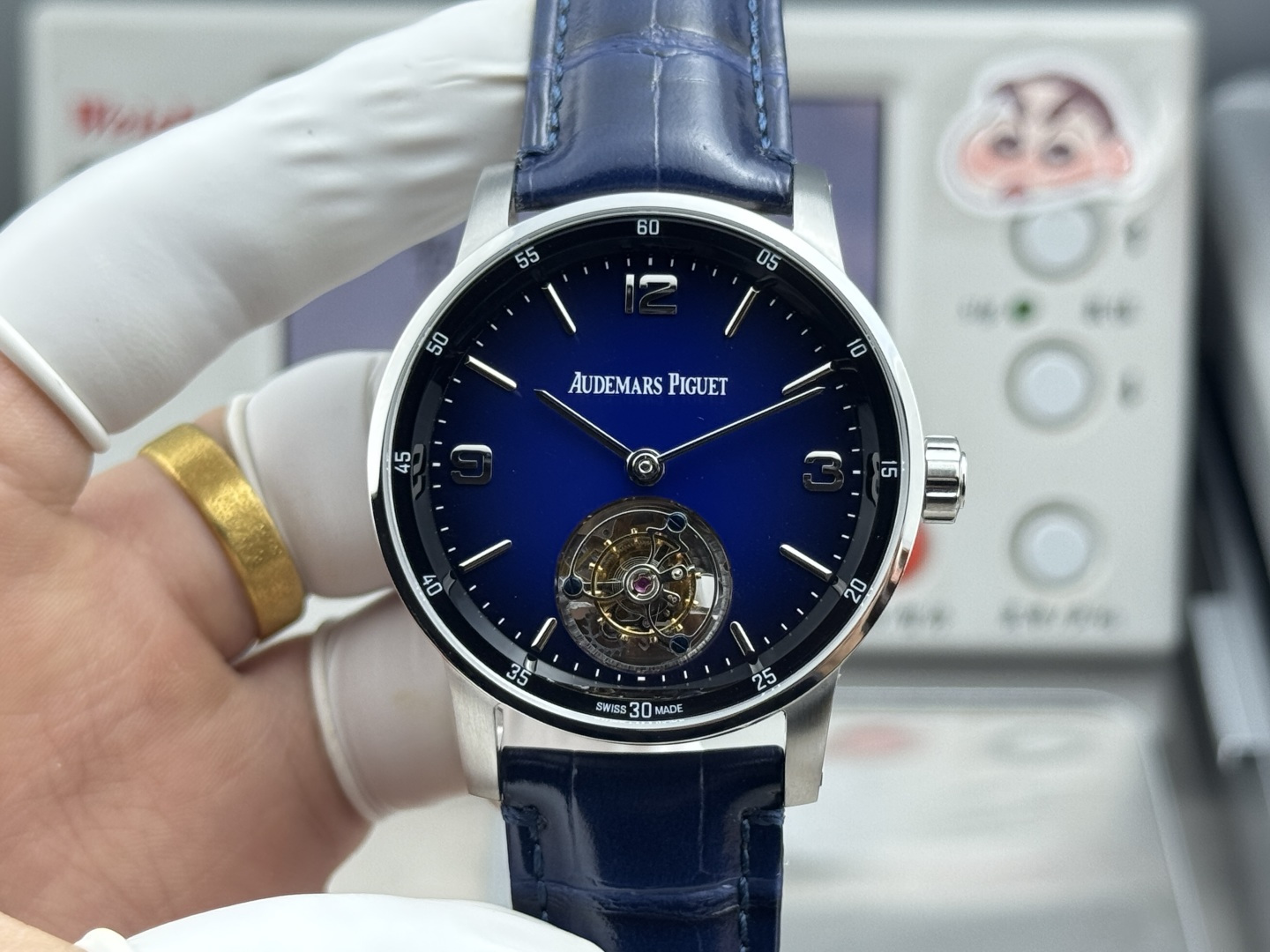 NO:726731,The new Audemars Piguet True Tourbillon CODE11.59 series 26396 men's watch!  A perfect and personalized experience!  1 diameter 42MM!  The surface glass is made of crystal sapphire glass. 2 is equipped with Cal. fully automatic tourbillon movement with a power reserve of 60 hours!  3. The watch straps are made of imported Italian calfskin and canvas straps!  3The watch case is made of 316L fine steel, and the entire case is processed with high-precision CNC, and the density is consistent with the original!  4. The surface is made of aventurine enamel dial, and the overall color is perfectly presented according to the original color!  5-piece shell set with ring opening, shell and bottom cover. The overall angle perfectly reflects the drawing process and the fusion of quality and beauty!  ,,audemars,cowhide19860909新款爱彼真陀飞轮CODE11.59系列26396男士腕表！完美与个性的体验！ 1直径42MM！表面玻璃采用水晶蓝宝石玻璃. 2搭载Cal.全自动陀飞轮机芯,动力储存60小时！ 3表带采用进口意大利小牛皮以及帆布皮带可选！ 3表壳采用316L精钢材质,整壳CNC高精准处理,密度与原装吻合！ 4表面采用砂金石珐琅表盘 整体按照原装颜色完美呈现！ 5壳套分圈口.壳.底盖三件套,整体角度完美体现拉丝工艺,品质与美的融合！,,audemars,cowhide,Watch