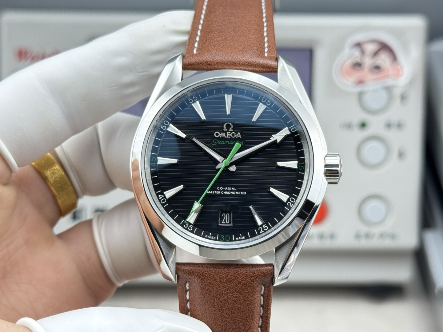 NO:726421,OVS Factoty's new product is an excellent choice for daily use. Haima Mi Aqua Terra Observatory 1: Screw-in convex carving technology crown, new 'conical' design, more convenient for debugging. 2: The sides are brushed and polished, and the bottom cover has a new corrugated design. 3: Equipped with a self-produced 1:1 movement, two-way energy storage, accurate and reliable!  From land to sea, it can do everything. Produced by OVS, it must be a high-quality product.19860909OVS Factoty新品 日配绝佳之选 海马米 Aqua Terra 天文台 1:旋入式 凸雕技术 表冠 全新 “圆椎形”设计,更方便调试. 2:侧面拉丝打磨精致,底盖新增波纹设计. 3:搭载 自产 1:1机芯 双向储能 精准可靠！ 从陆地到海洋 无所不能 OVS出品 必属精品,,Watch