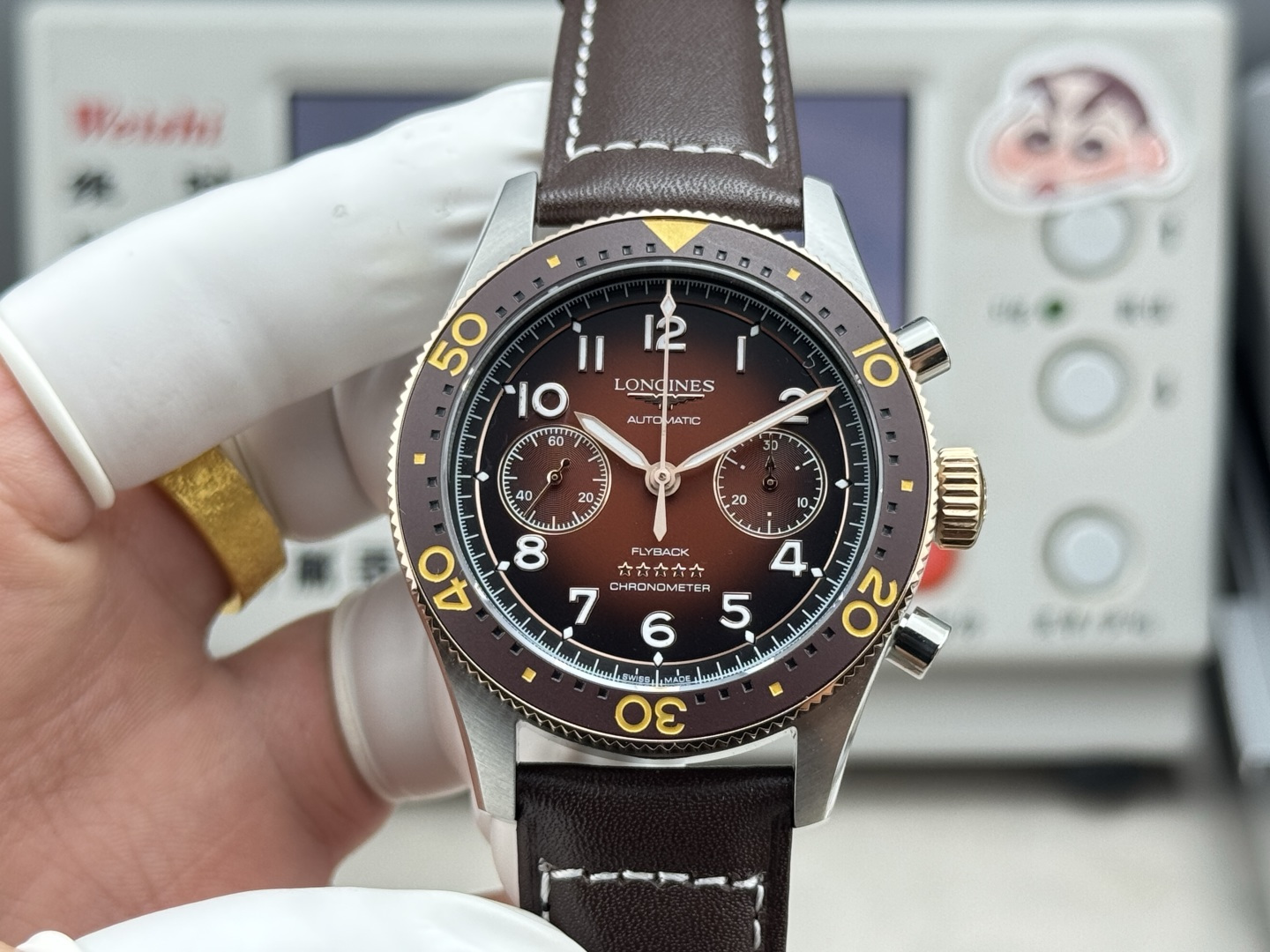 NO:755081,Longines LONGINES sports series men's watch!  The sports series L3.821.4.93.2 1 movement adopts a fully automatic chronograph mechanical movement!  2316L stainless steel case 3 tempered glass mirror 4 imported small genuine cowhide strap!  5 Diameter 42 mm, thickness 13 mm!  6. Longines, with its geometric design concept, has become synonymous with elegance. 7. The sports series is a series of styles that Longines watches give abstract speed a vivid connotation by commemorating the fastest people in history and the most courageous athletes in contemporary times. The design of the unique streamlined case, aerodynamic arcs, dynamic convex patterns, tachymeter scale display, and buttons highlights the sense of speed brought by the watch.,,longines,cowhide19860909浪琴 LONGINES 运动系列男士腕表！运动系列L3.821.4.93.2 1机芯采用全自动计时机械机芯！ 2316L精钢表壳 3钢化玻璃镜面 4进口小真牛皮表带！ 5直径42毫米,厚度13毫米！ 6拥有几何学设计理念的浪 琴表成为优雅的代称. 7运动系列是浪琴表通过纪念历史上速度最快的人及当代最勇敢运动员的一系列款式,赋予抽象的速度以鲜活的内涵.设计独一无二的流线形的外壳,空气动力学弧线,充满动感的凸形图案、测速表刻度显示,以及按钮,凸显了腕表带来的速度感.,,longines,cowhide,Watch