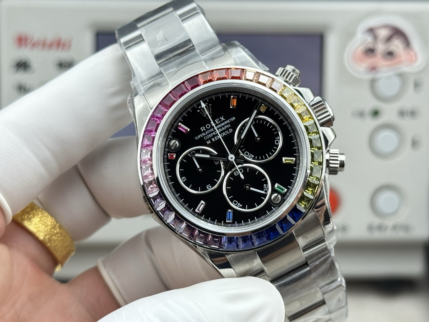 NO:764773,HEH modified customized hidden model!  Built-in Dandong 4802 skeleton movement, Daytona launches hidden models every year. These styles will not appear in the product catalog, and hidden model modifications are theoretically only for the brand's super vi.  The modified watch not only has a new look in appearance, but also achieves a qualitative leap in performance and function. We use top watchmaking materials, such as luxurious carbon fiber, bright gemstones, etc., to give the watch excellent texture and durability. At the same time, through the optimization and upgrading of the movement, the accuracy and stability of the watch are improved, allowing you to enjoy the fashionable charm while also feeling the ultimate essence of watchmaking craftsmanship. Sapphire silver stone dial  Pigeon blood red ruby dial Pink crystal gemstone (Pink Panther) Colored gemstone rainbow (Phantom) Amber topaz (large yellow croaker) Imperial emerald (skeleton) Glacier sapphire (glacier blue) Imperial emerald (platinum green) The darling of the collection world It exists like an explosion in kind. Distinguished Super VI players, you deserve to have the hidden limited edition!  In this era of rapid development, let us embark on the extraordinary road of watch modification together, reshaping time with ingenuity and infinite creativity, so that every carefully designed and customized hidden model can bloom wonderfully.19860909HEH改装定制隐藏款！内置丹东4802镂空机芯 迪通拿每年都会推出隐藏款.这些款式,不会出现在产品册上,隐藏款改装理论上只面向品牌的超级vi. 改装后的手表,不仅在外观上焕然一新,更在性能与功能上实现了质的飞跃.我们选用顶级的制表材料,如奢华的碳纤维、璀璨的宝石等,为手表赋予了卓越的质感与耐久性.同时,通过对机芯的优化升级,提升了手表的精准度与稳定性,让您在享受时尚魅力的同时,也能感受到制表工艺的极致精髓. 蓝宝石银耀石表盘 鸽血红红宝石 表盘 粉水晶宝石（粉红豹） 彩色宝石彩虹（幻影） 琥珀黄宝石（大黄鱼） 帝王绿宝石（镂空） 冰川蓝宝石（冰川兰） 帝王绿宝石（白金绿） 收藏界宠儿 实物炸裂般的存在. 尊贵的超级VI玩家,隐藏限量款您值得拥有！ 在这个飞速发展的时代,让我们一同踏上手表改装的超凡之路,用匠心精神与无限创意重塑时光,让每一款精心设计定制隐藏款都能精彩绽放.,,Watch