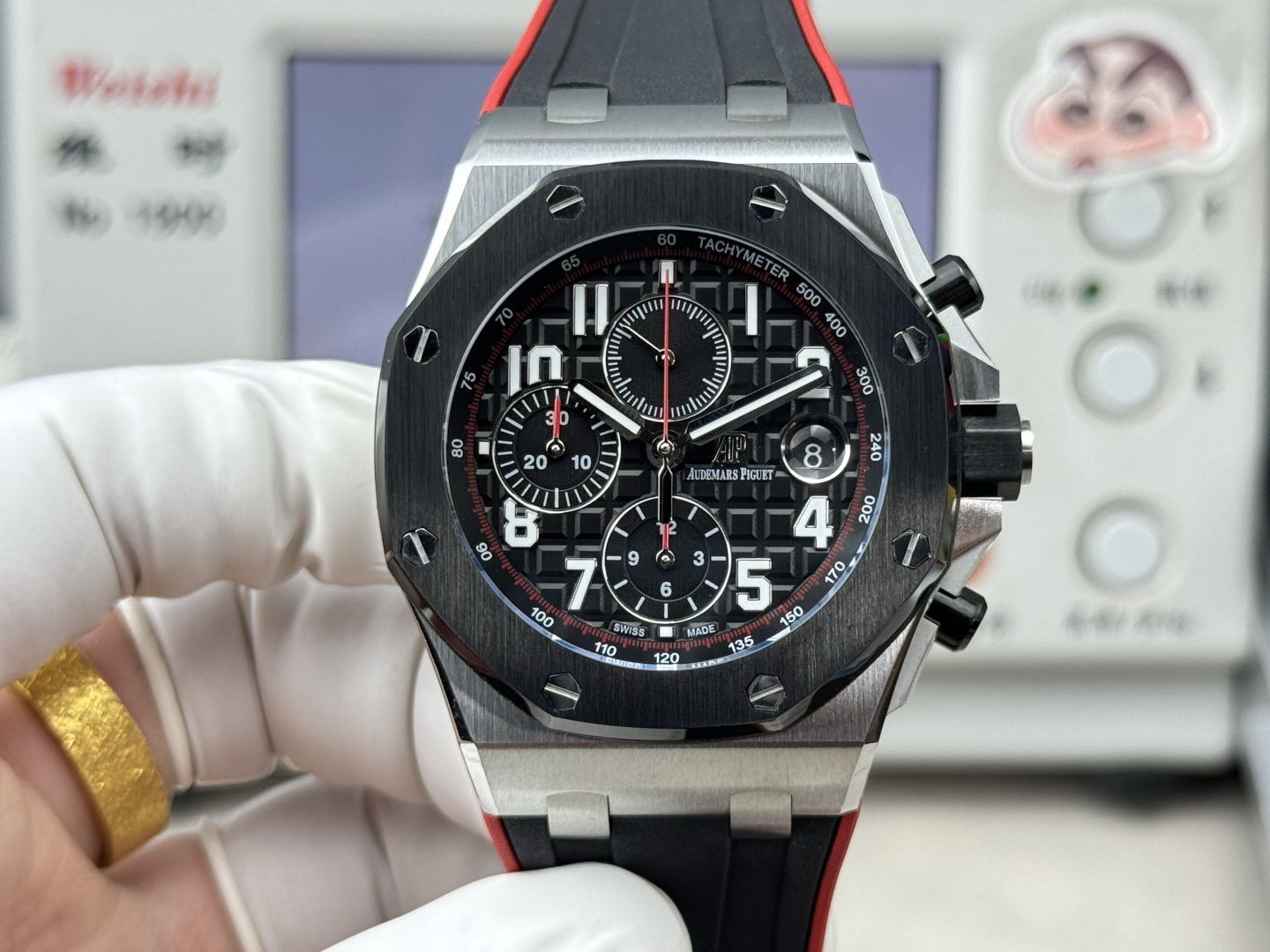 NO:822007,LS.Factory Audemars Piguet Royal Oak Offshore 26470 series, a new upgraded version, to eliminate fakes at first glance, was born!  The Audemars Piguet Royal Oak Offshore Chronograph has a diameter of 42 mm, which is impeccable and can be called the ceiling level. 1. The movement adopts Shanghai (12 small seconds) modified Cal.3126/movement. [Enlarge the magnifying glass calendar for better appearance] and the quality is more stable. 2. The case is made of Japanese 316 stainless steel, which shows that the steel case is more bright (non-market ordinary 306 steel). 3. The mirror is made of sapphire glass.  4. The strap is made of imported fluororubber tape, which is more comfortable to wear and feels better. 5. The dial is upgraded, the dial pattern is slow-cut by CNC (not hydraulic), the finished pattern is clear, and the iconic squares are now connected to each other by crosses.,,audemars19860909LS .Factory 爱彼 Audemars Piguet  皇家橡树离岸型 26470 系列,全新升级版,杜绝一眼假,横空出世！ 爱彼皇家橡树离岸型计时腕表采用42 毫米的表径,做到无可挑剔,堪称天花板级别 1, 机芯采用上海（12 小秒）改 Cal.3126/机芯,【加大放大镜日历,更佳美观】质量更稳定. 2, 表壳采用日本 316 精钢打造,显示出钢壳更佳鲜亮（非市场用普通 306 钢） 3, 镜面采用蓝宝石玻璃镜面 4, 表带采用进口氟橡胶胶带,配带起来更加舒服,手感更好 5, 表盘升级,表盘纹路由CNC慢冼（非油压式）,成品纹路清晰,标志性的方形现在通过十字相互连接.,,audemars,Watch
