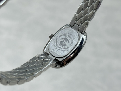 Longines Symphonette detail 8