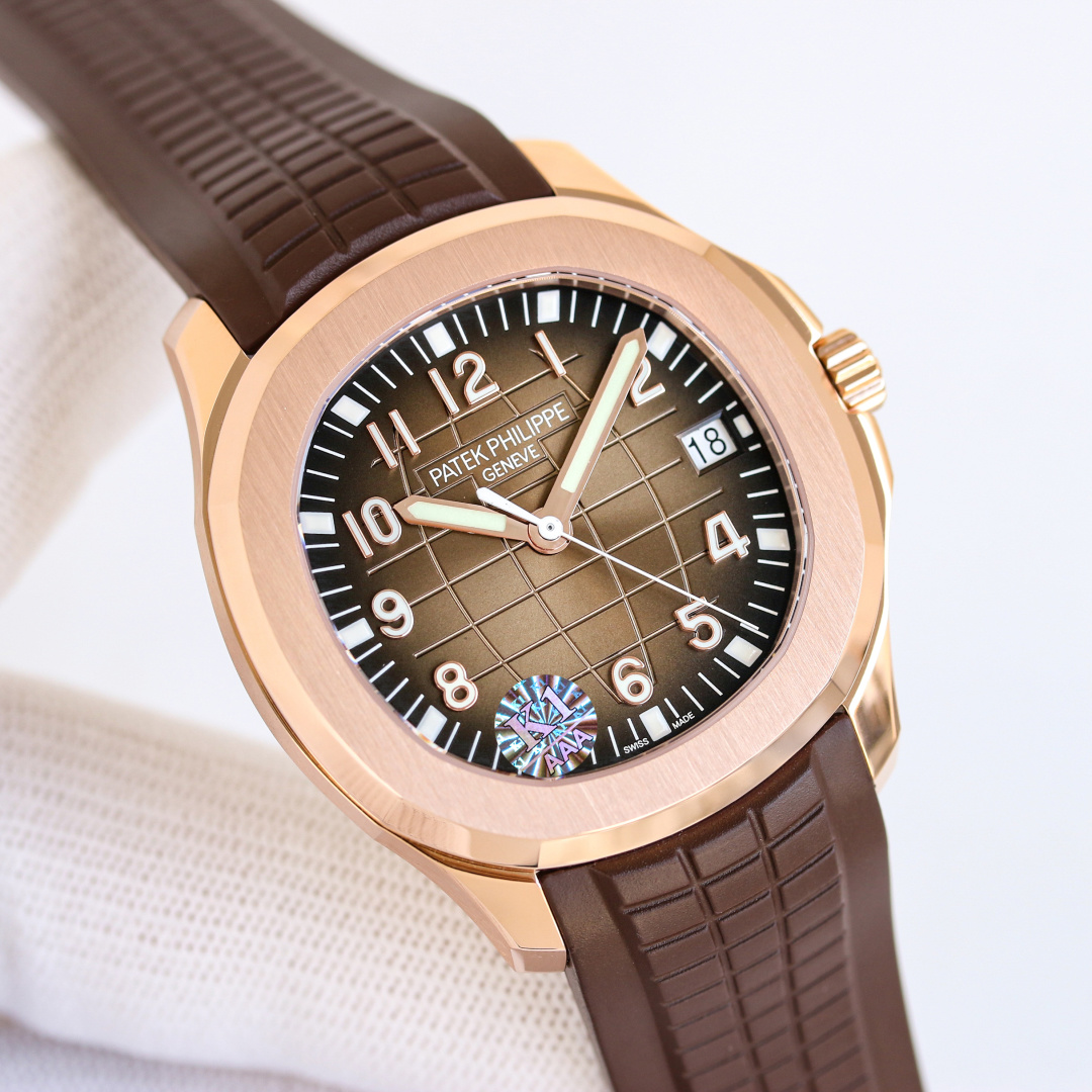 NO:662821,Platinum K1 grenade launches an upgraded version of the original machine with noise-free engraving. It is the most cost-effective all-in-one machine on the market. Detailed upgrade explanation: 1. The upgraded movement has all finely engraved characters, which are clear and not worn, and the texture is the ultimate. 2. The automatic rotor is upgraded, using Swiss ultra-precision bearings, and an unprecedented rotor installation process in the industry. It achieves 100% noise reduction.  3. Original movement, no fake clips, no fake balance wheels, no fake rubies. K1 factory has completely reproduced the 3.3 mm out-of-print high-quality 324SC movement. 4. Upgraded dial scale with super bright luminous, and the overall harmonious and consistent brightness. 5. The classic green plate of the grenade is currently improved to have the same color as the genuine product, which instantly beats the dial details and workmanship of other factories.  6. Each watch in the calendar window is positioned horizontally, without any deflection or obstruction. 7. The smoothness of adjusting the gear position of the crown is adjusted several times to reach the best state. This makes the upgraded version of the watch feel smooth when adjusting the time and winding. 8. The thickness of the entire watch has been upgraded to 8.2 mm, making it the thinnest mechanical watch on the Internet, which is equivalent to the original thickness. It is extremely comfortable to wear.  9. Emphasis is placed on the 324Sc movement to adjust the calendar clockwise, that is, from top to bottom. Note that the analysis is consistent with the genuine product. 10. When adjusting the time, pull the crown to the second gear. The large second hand will not stop. It is also consistent with the genuine product. Patek Philippe 5167 grenade produced by K1 factory, upgraded to the noiseless engraving version of the original machine.,,patek philippe19860909白 金 K1 手雷 推出升级原版机无噪音刻字版.市场一体机性价比之最 详细升级解读: 1.升级机芯全部精雕刻字,清晰不磨损,纹理做到极致. 2.升级自动陀片,采用瑞士超精密轴承,业界史无前例的安装陀片工艺.做到百分百降噪音. 3.原版机芯,无假夹版,无假摆轮,无假红宝石.K1厂完整的复刻出3.3毫米的绝版高品质324SC机芯. 4..升级表盘刻度夜光超亮,而且整体做到和谐一致同步亮度. 5. 手雷经典绿盘,目前改进与正品一致的颜色,秒杀其他工厂的表盘细节和做工. 6.日历窗口每一只手表做了水平正位,不出现偏斜遮挡. 7.把头调节档位顺畅度的多次调试,调试到最佳状态.使得升级版手表调校时间和上链的手感畅顺 8.升级了整个手表厚度8. 2毫米,完美实现全网最薄机械表,等同原装厚度.佩戴起来舒适无比. 9.重点强调324Sc机芯顺时针调日历,也就是由上往下调日历.注意辨析和正品一致. 10.调节时间的时候,拉表冠二挡.大秒针是不停止的.和正品也是一致. K1厂出品百达翡丽 5167手雷,升级原版机无噪音刻字版.,,patek philippe,Watch