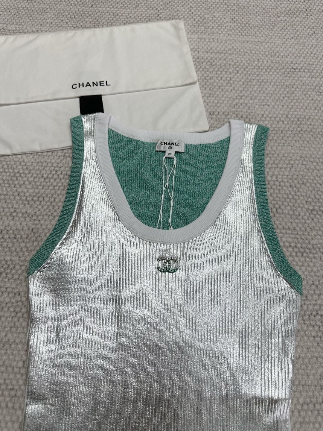 CC25C Silver Hot Stamping Vest Ribbed Knit Sleeveless Top 7 cmp i1750164175433 94 0 5