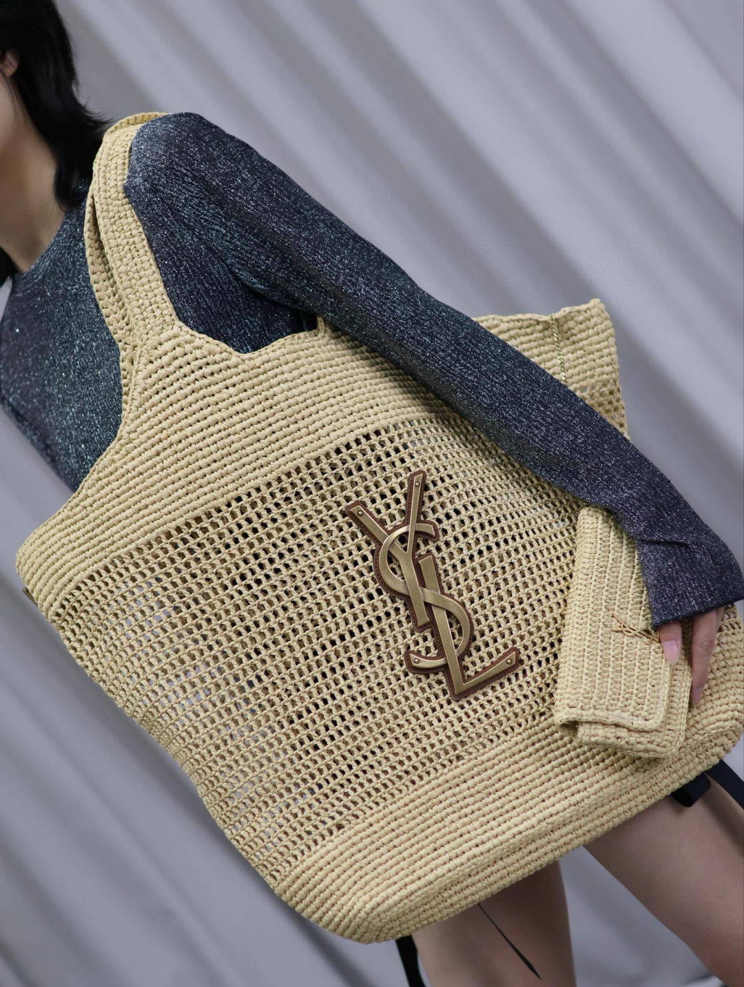 NO:387787,How can I miss a braided bag in summer? Saint Laurent, saint laurent19860909夏季怎么可以少了一款编织包呢,圣罗兰,saint laurent,Bag