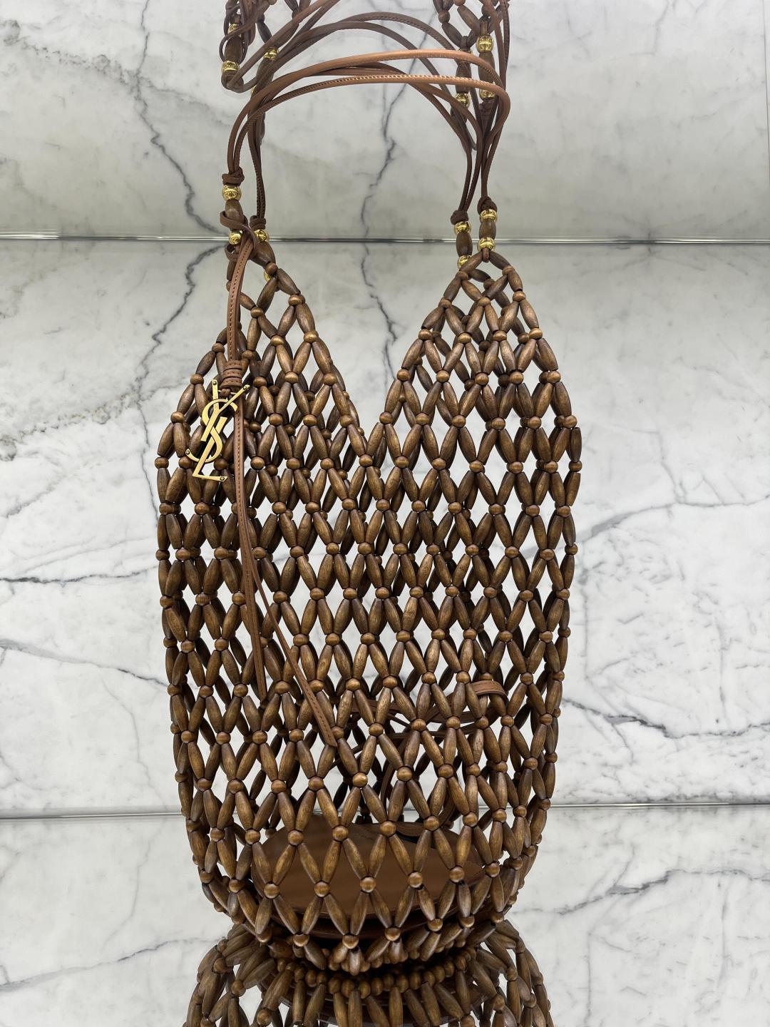NO:772600,Hollow wooden bead woven beach bag atam, saint laurent, saint laurent19860909镂空木珠编织沙滩包atam,圣罗兰,saint laurent,Bag